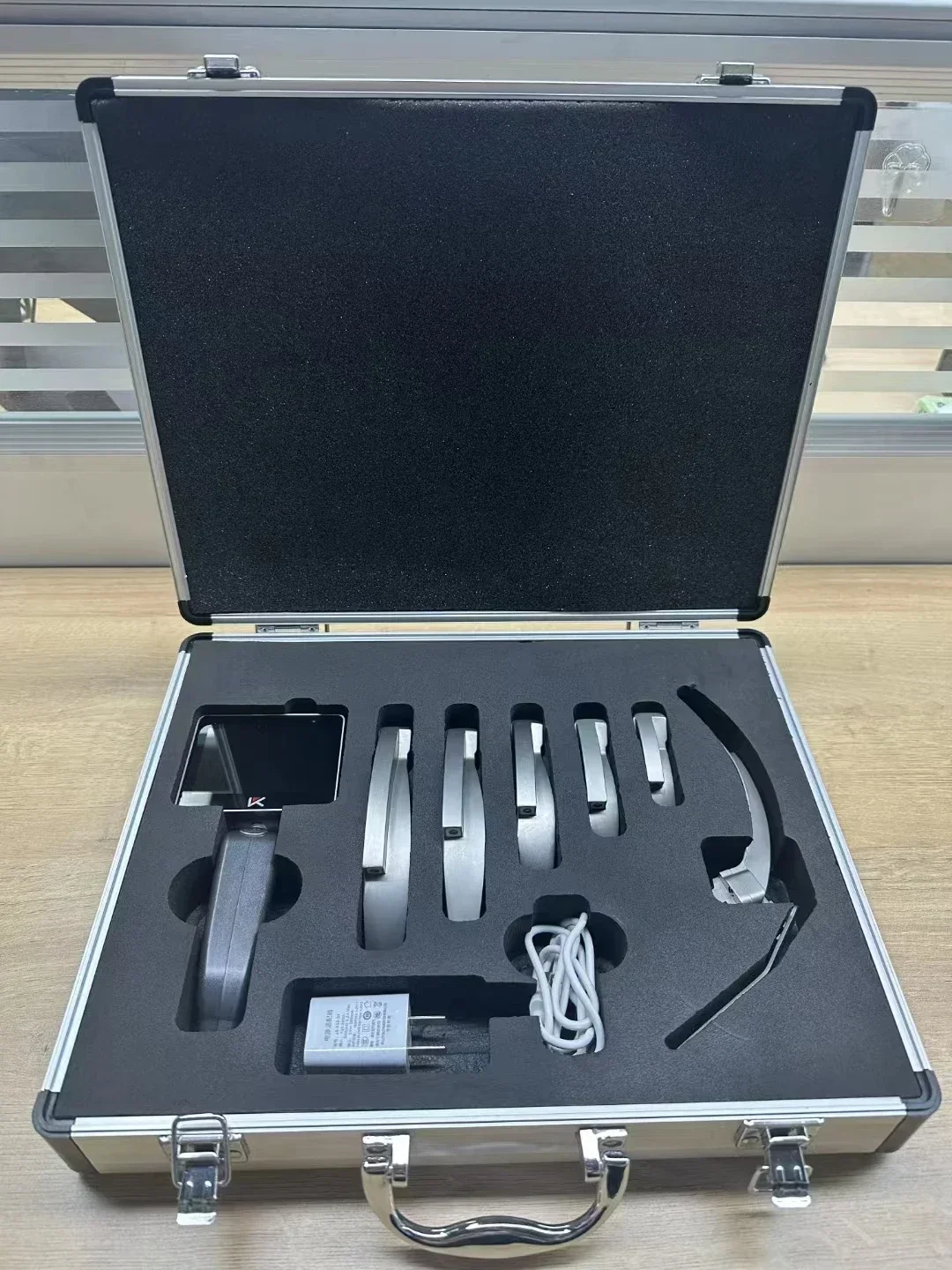 Laryngoscope With Reusable Blades For Intubation High Quality Reusable Laryngoscope Video