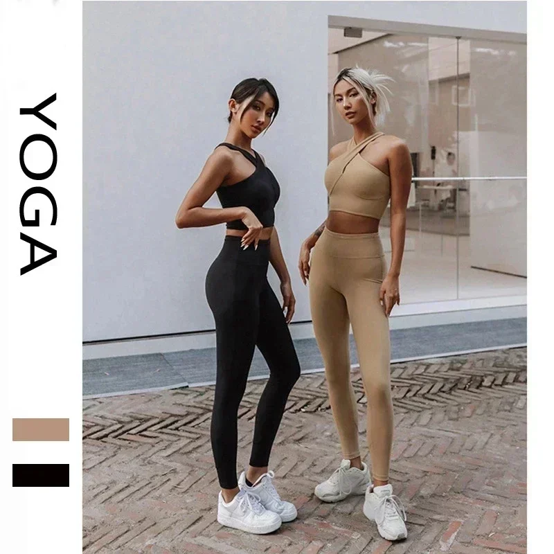 Yoga-Tanktop, geraffter, stoßfester BH mit überkreuztem Hals und Trainingshose für Hip-Lift, Yoga-Fitness-Set