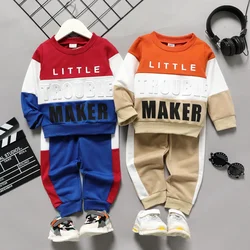 PatPat 2pcs Toddler Boy Trendy Letter Print Colorblock Sweatshirt and Pants Set Soft and Comfortable  Perfect for Outings