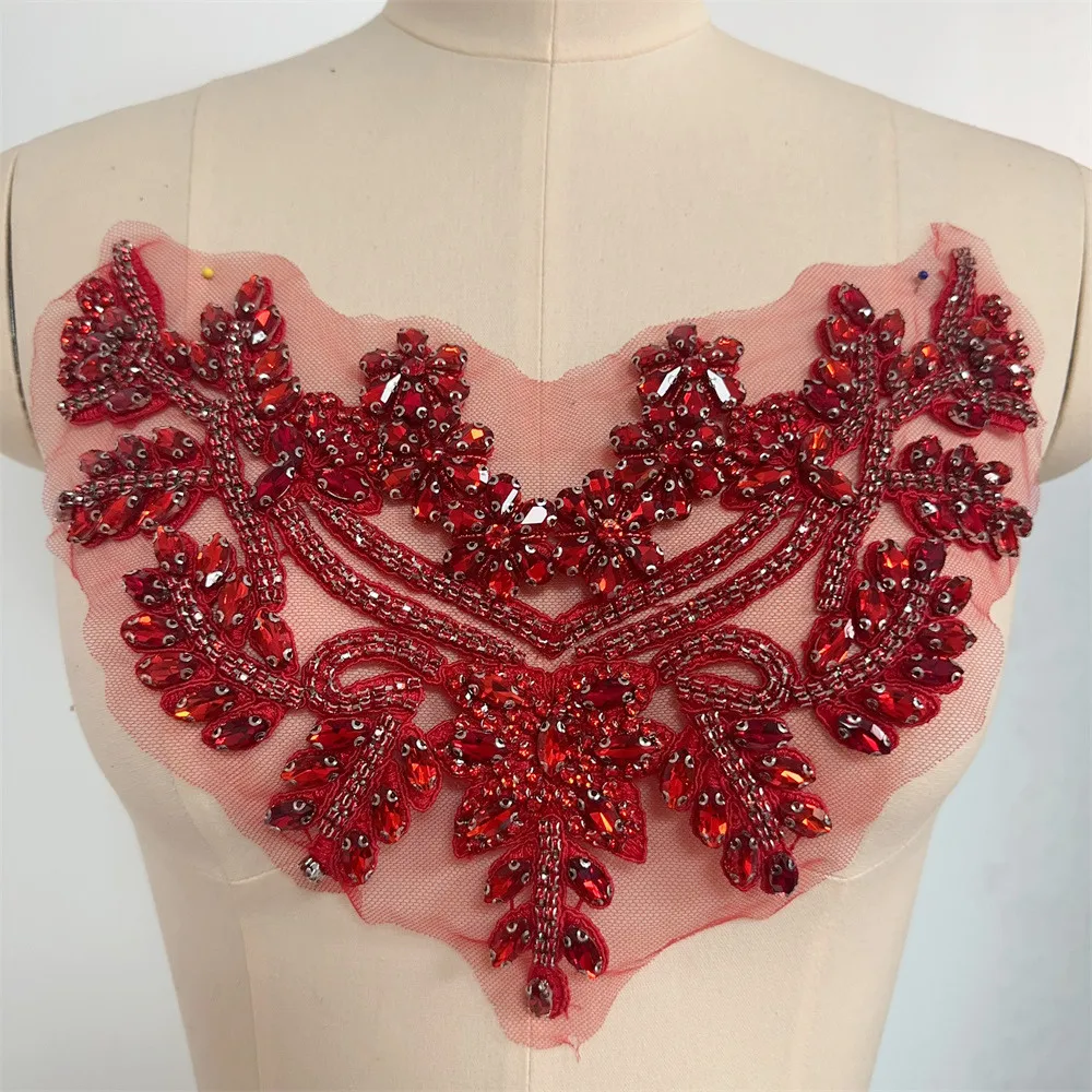 Handmade fashion beaded embroidery rhinestone appliqué crystal patches garment accessories fabric patches