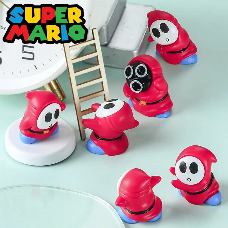 Super Mario Shy Guy decoraciones juguete dibujos animados escritorio resina Interior del coche pequeño adorno lindo DIY accesorios Mini regalos de fiesta Juguetes