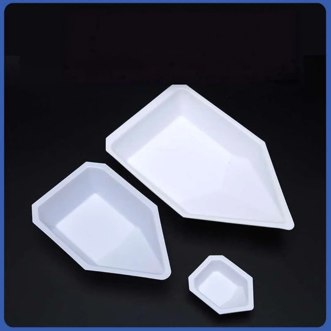 Imported plastic weighing plate, weighing vessel, hexagonal small, medium, large, disposable PS polystyrene material, boat shape