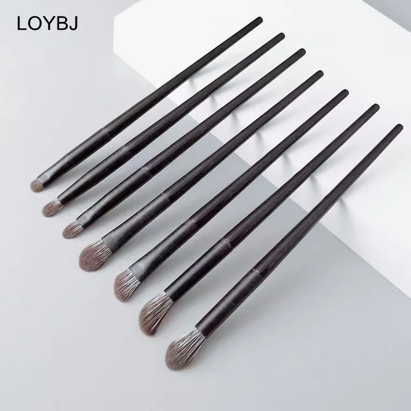 LOYBJ Eyeshadow Makeup Brushes Soft Hair Professional Eye Contour Nose Shadow Brush Cosmetic Blending Shader Detail Make Up Tool