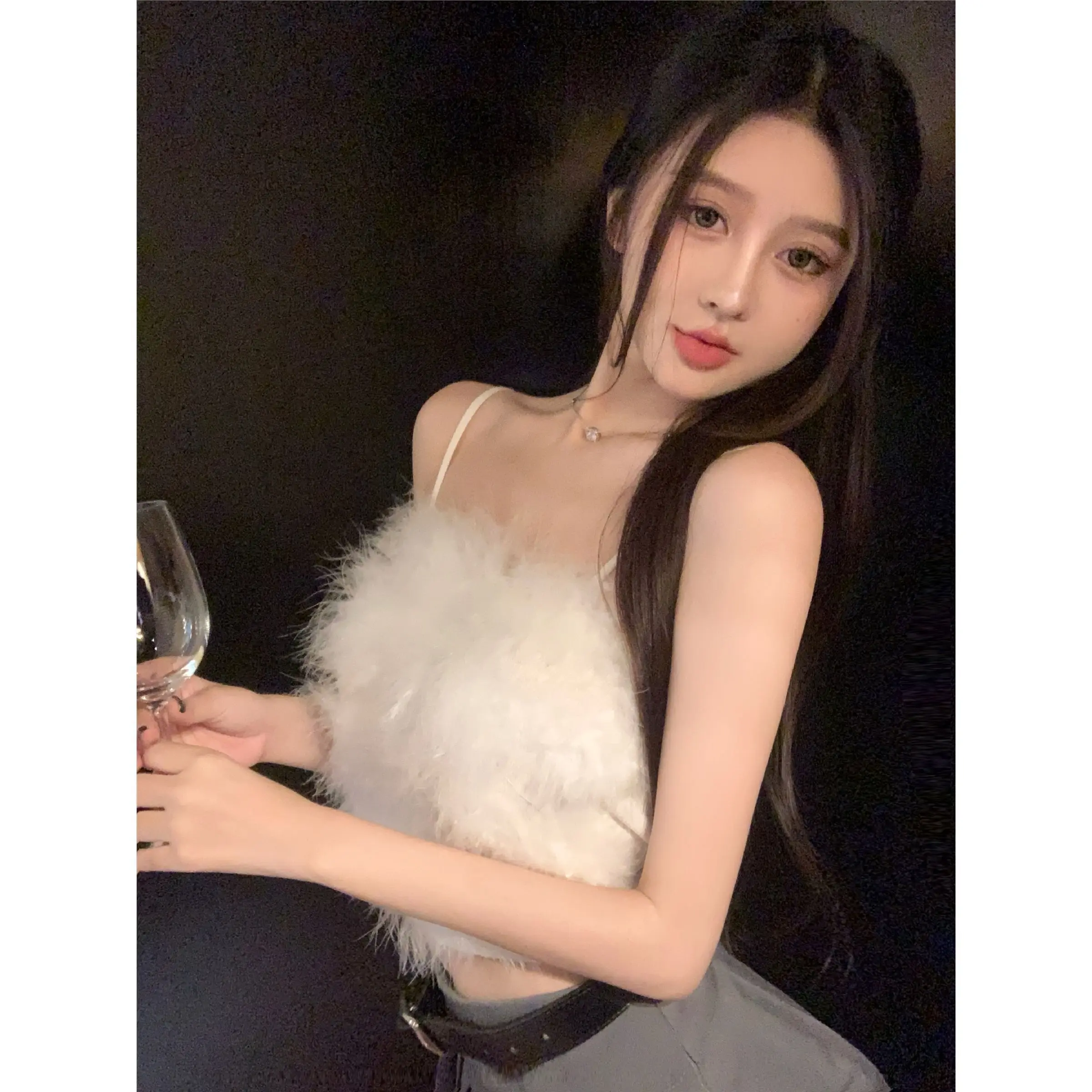 

Sexy Faircore Fur Spaghetti Strap Camisole Crop Top Women Pure Sheath Y2k Style Backless Halter Tee Summer Chic Basic Clothing