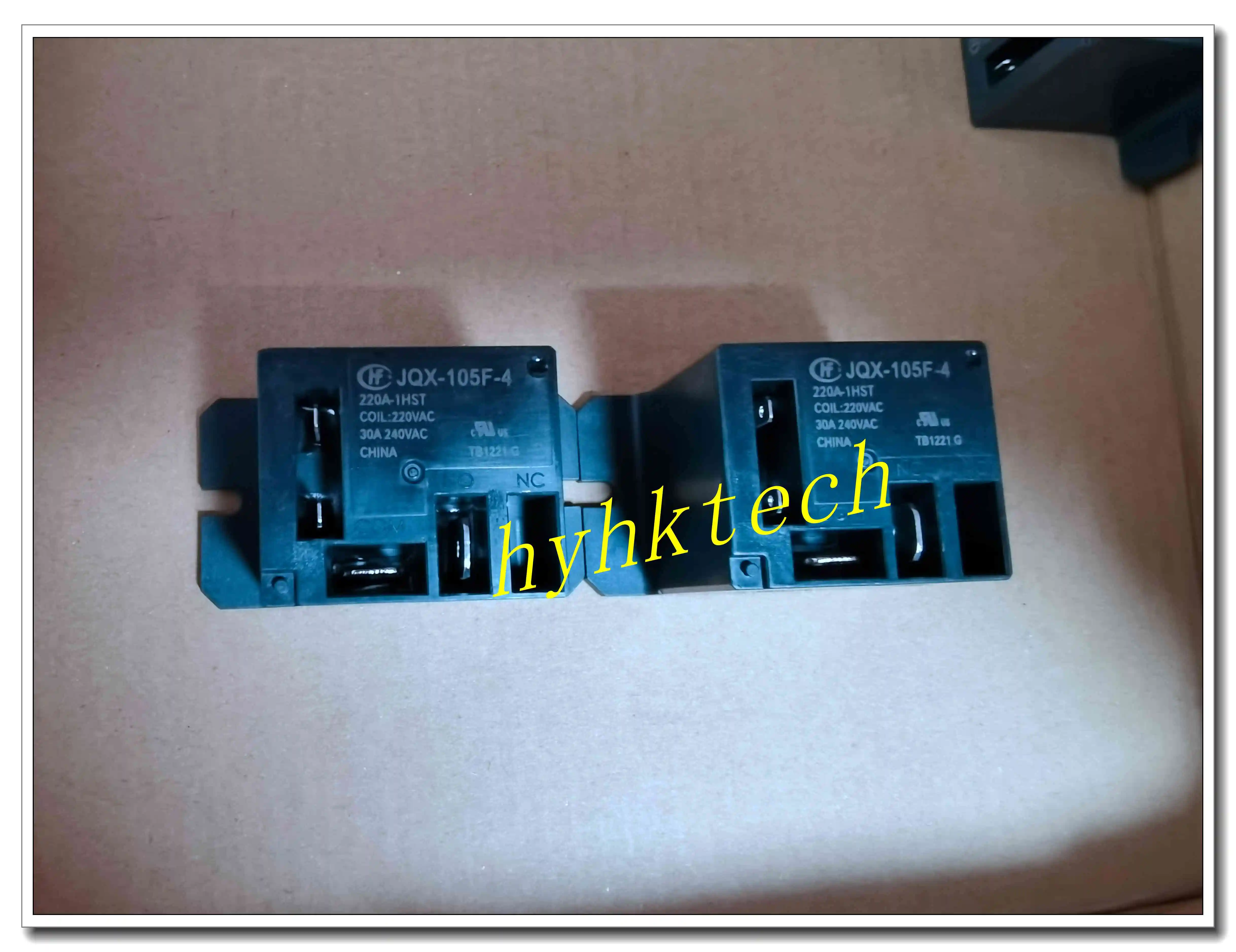 220 فولت HF105F-4 220A-1HS JQX-105F-4-220A-1HS 100% الأصلي التتابع.