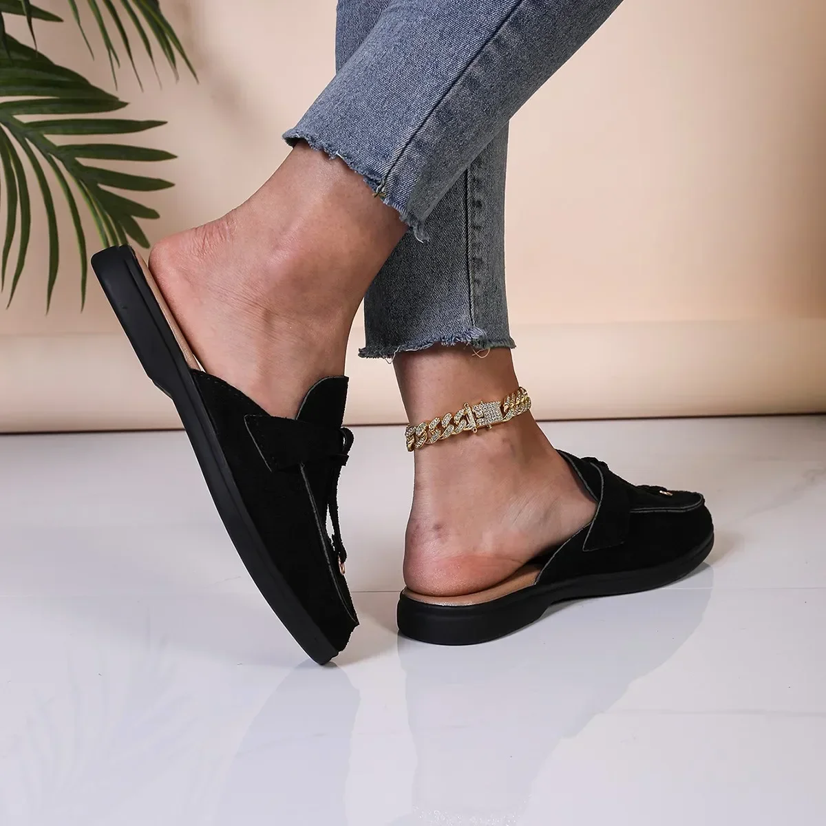 Neue lässige Mules mit flachem Boden, Loafer mit Quasten und Schnallenverschluss, modische Damenschuhe, Markenschuhe mit Metallschnalle, bequeme Slip-on-Schuhe – Detail 4