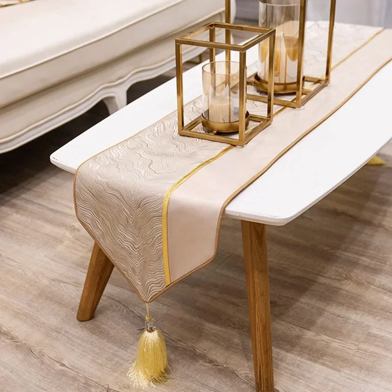 Luxury Geometric Pattern Table Runner with Tassels Thick Pointed Long Tablecloth for Party Dining Comfortable Table Decoration