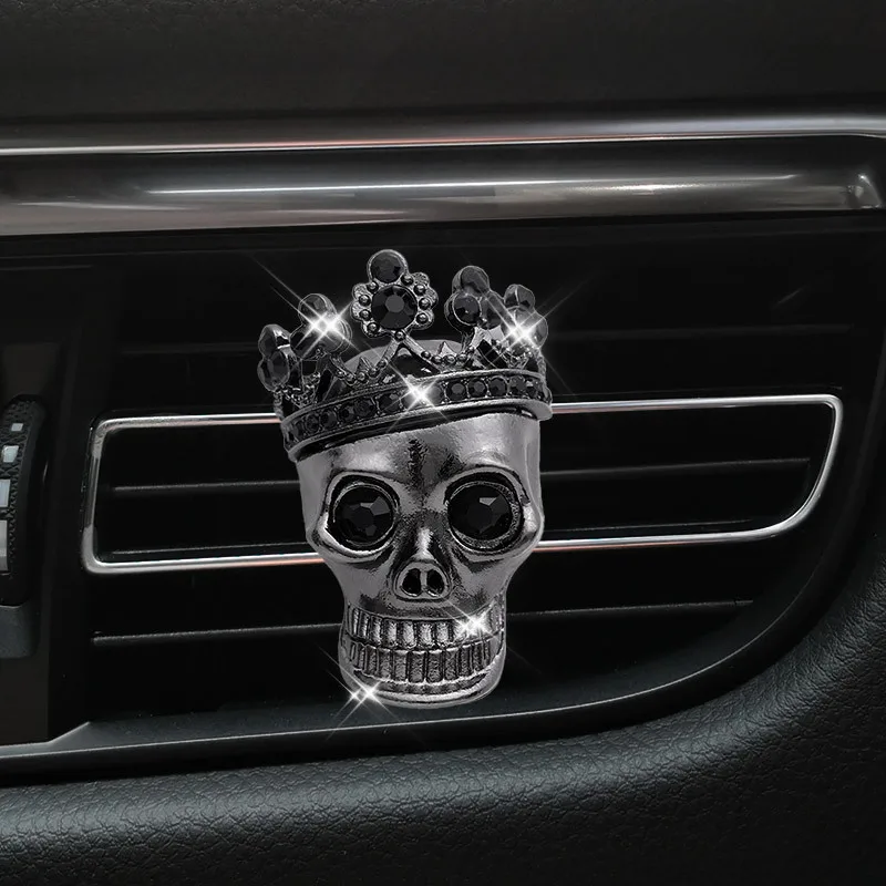 New Skull Style Perfume bottle car Air conditioning outlet perfume car perfume car interior accessories car fragrance