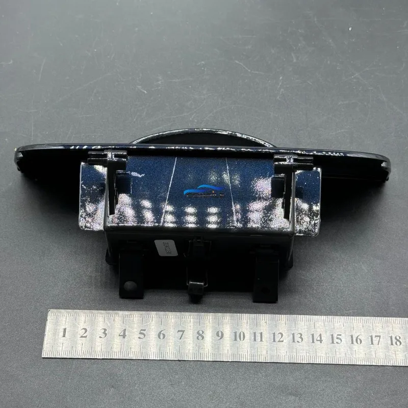 1pc for Iveco ashtray assembly Daily work dashboard cigarette lighter box