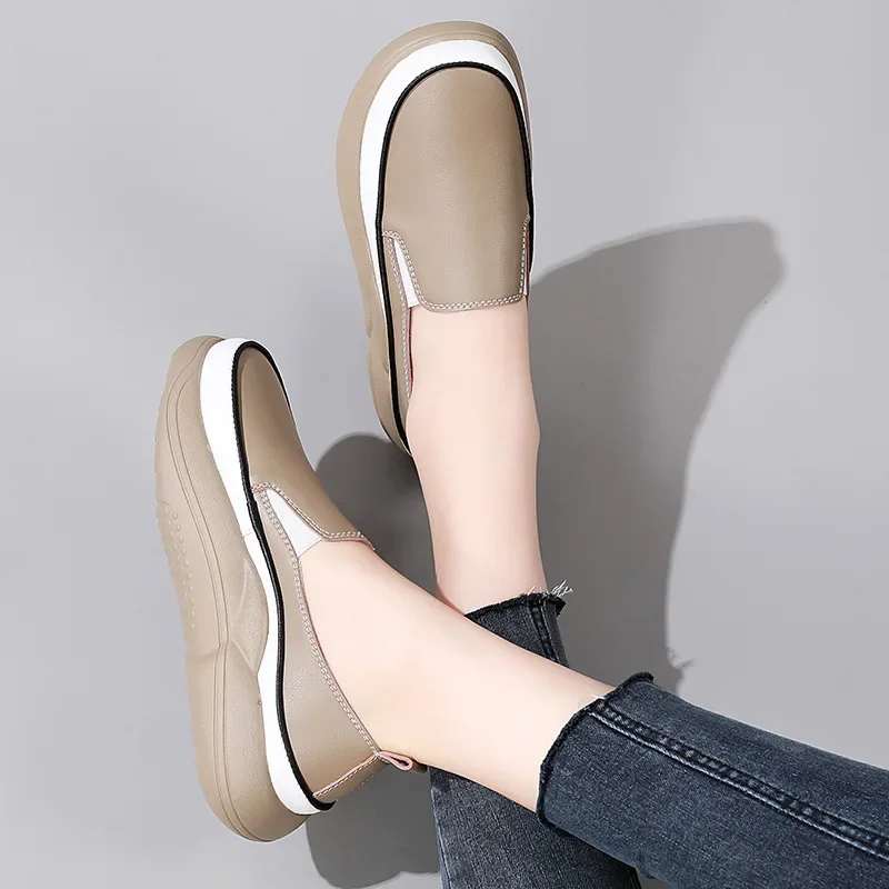 Women Shoes Flats Leather Sneakers Women 2024 Comfortable Female Casual Walking Footwear Fashion Large Size Loafers Shoes Women