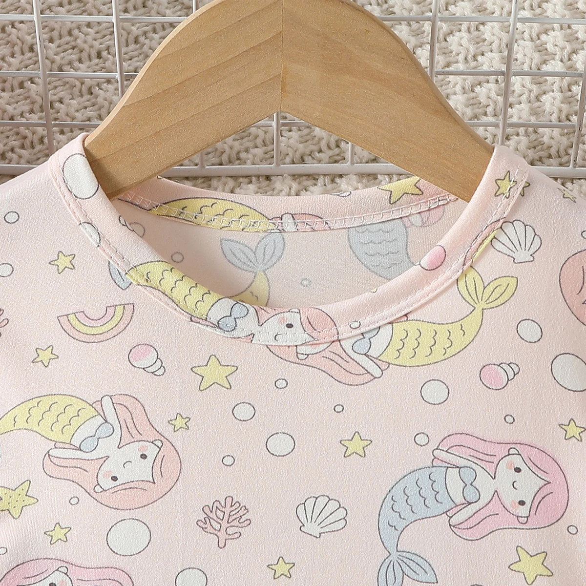 2-teiliges Set aus warmer, mit niedlichen Cartoon-Motiven bedruckter Unterwäsche für Herbst und Winter. Rundhals-Schlafanzug für Jungen und Mädchen. – Detail 11