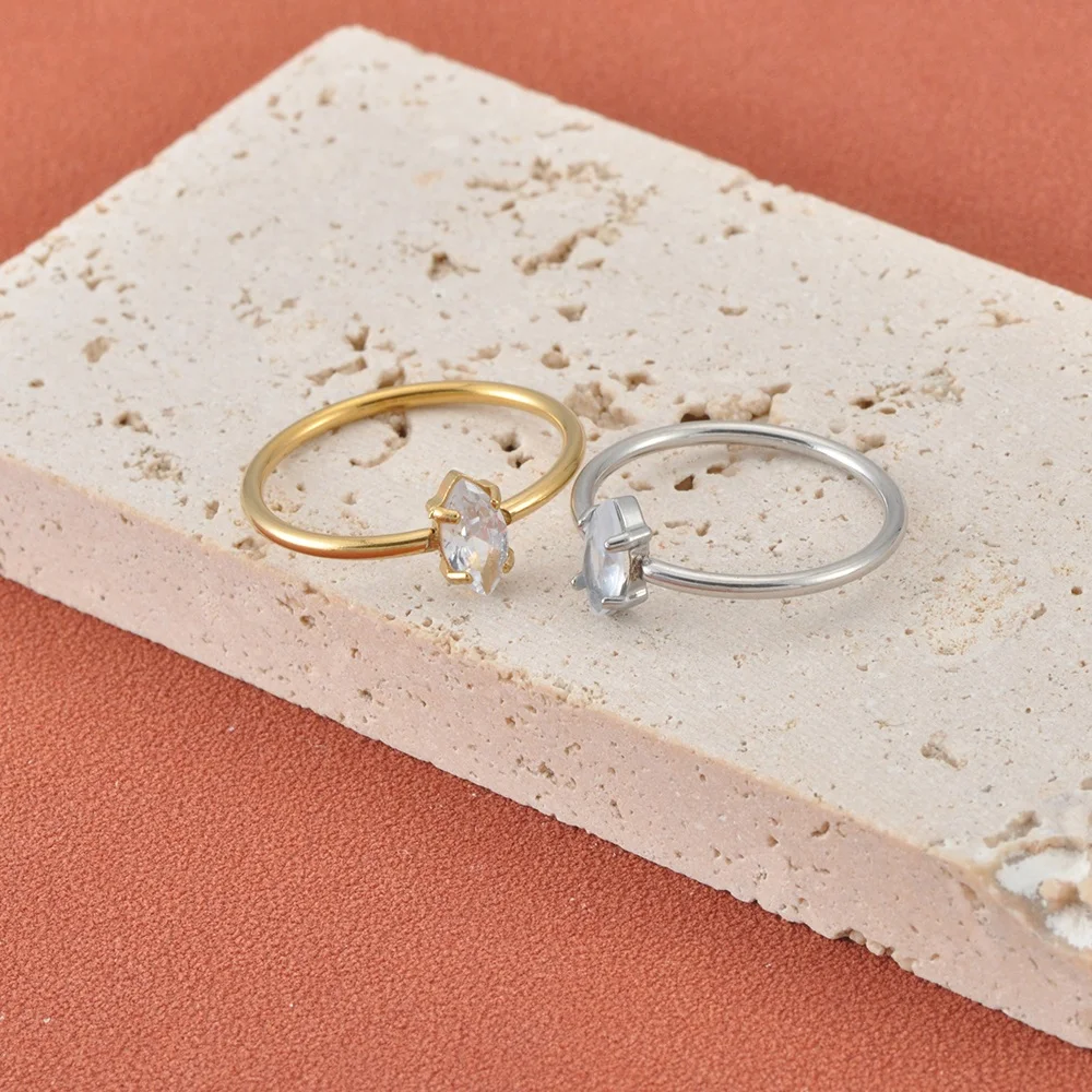 JeeMango Edelstahl-Ring mit geometrischem Zirkon für Damen, trendiger Partyschmuck, minimalistische Accessoires R26018 – Detail 5