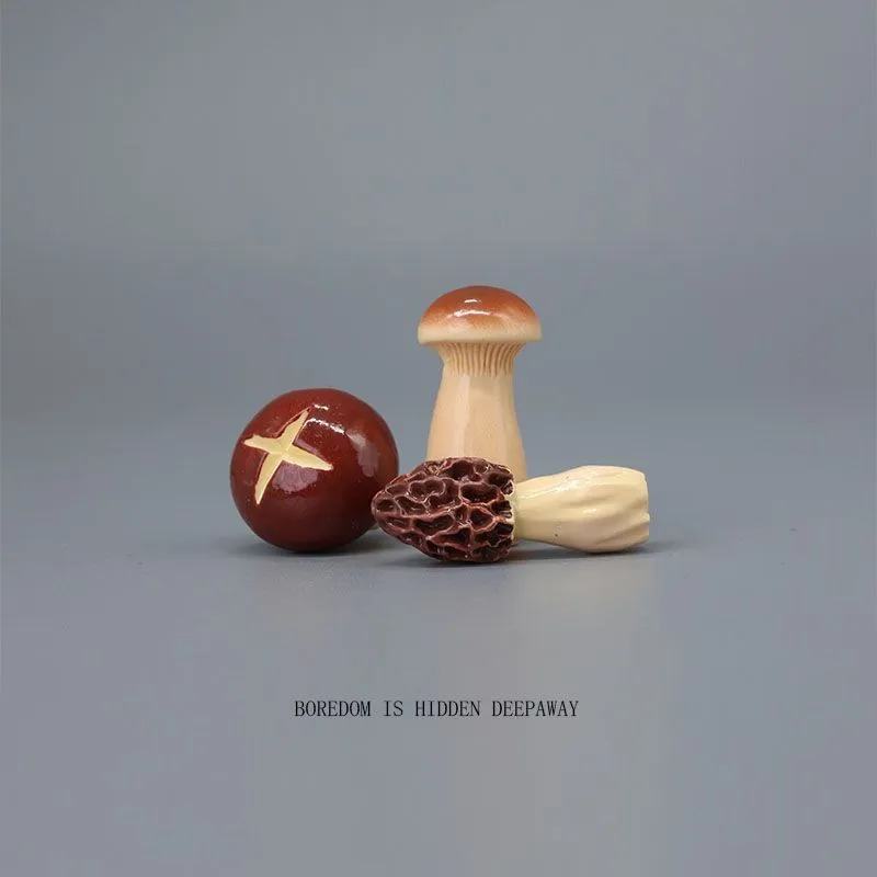 Cute Mushroom Mini Figurines Japanese Style Desktop Ornaments Lovely Table Decor For Computer Workstation Office Desk Decoration