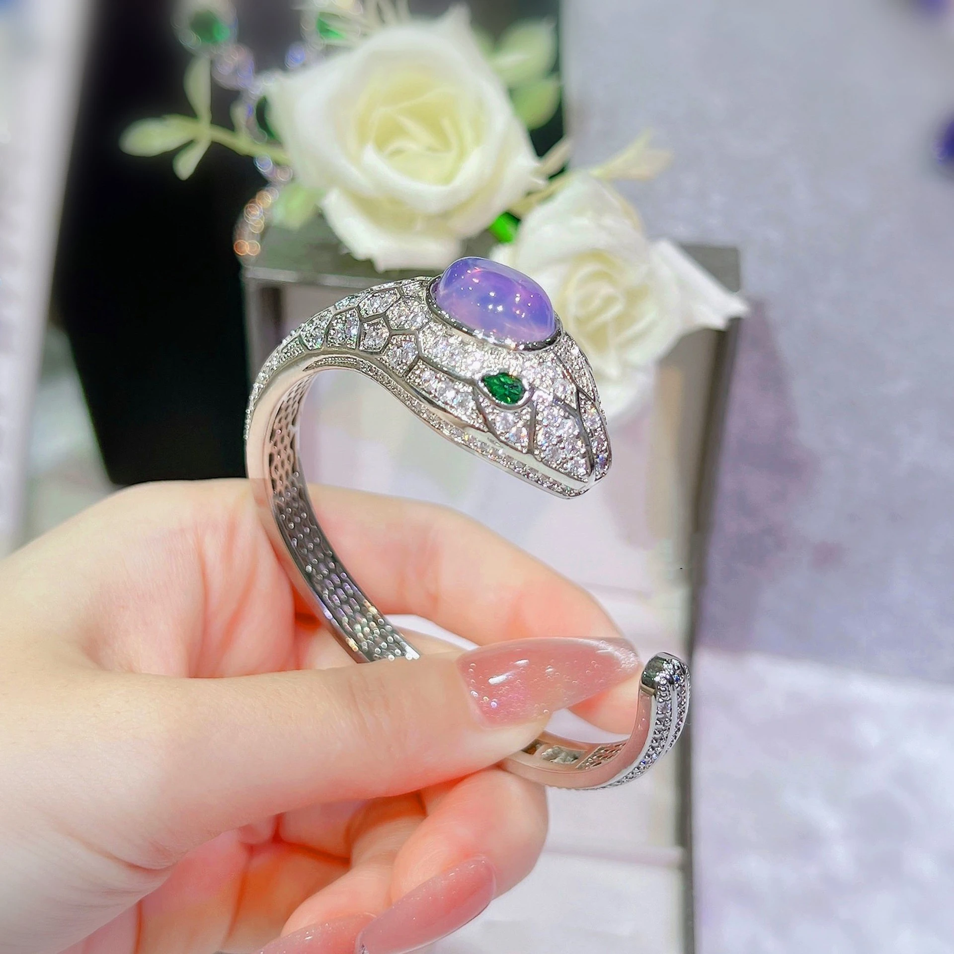 Silver Color Purple Starlight Stone Snack Cuff Bracelet for Women Girl Luxury Amethyst Wedding Bangle Vintage Party Jewelry Gift