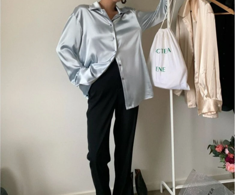 Long-sleeved Satin Shirt Women's Design Shirt Autumn New Loose Drape Retro Water Shirt Top