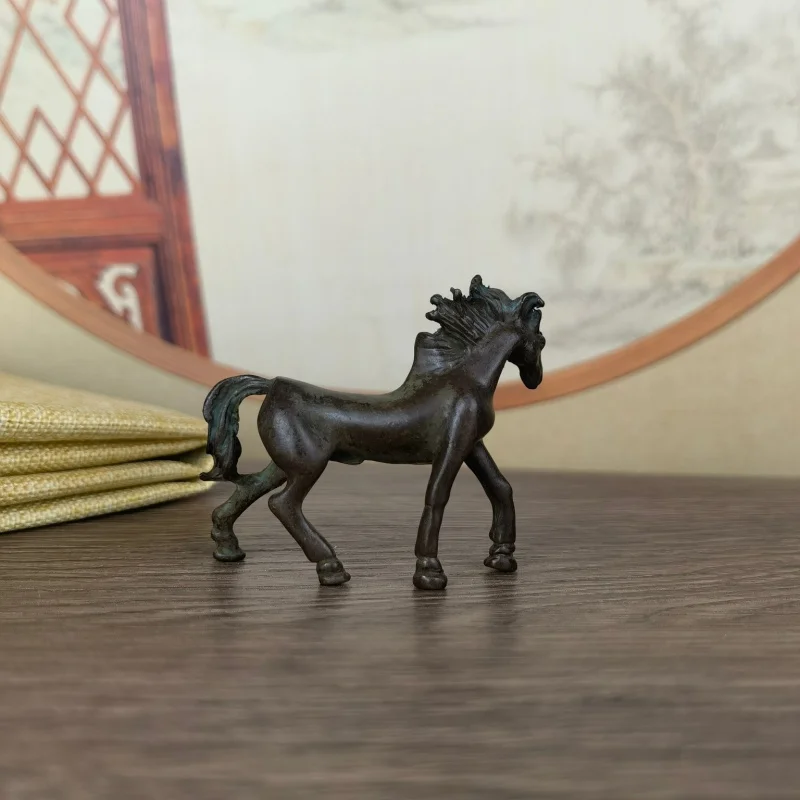 small standing horse ornaments, miscellaneous antique collectibles, decorative items, tea pets
