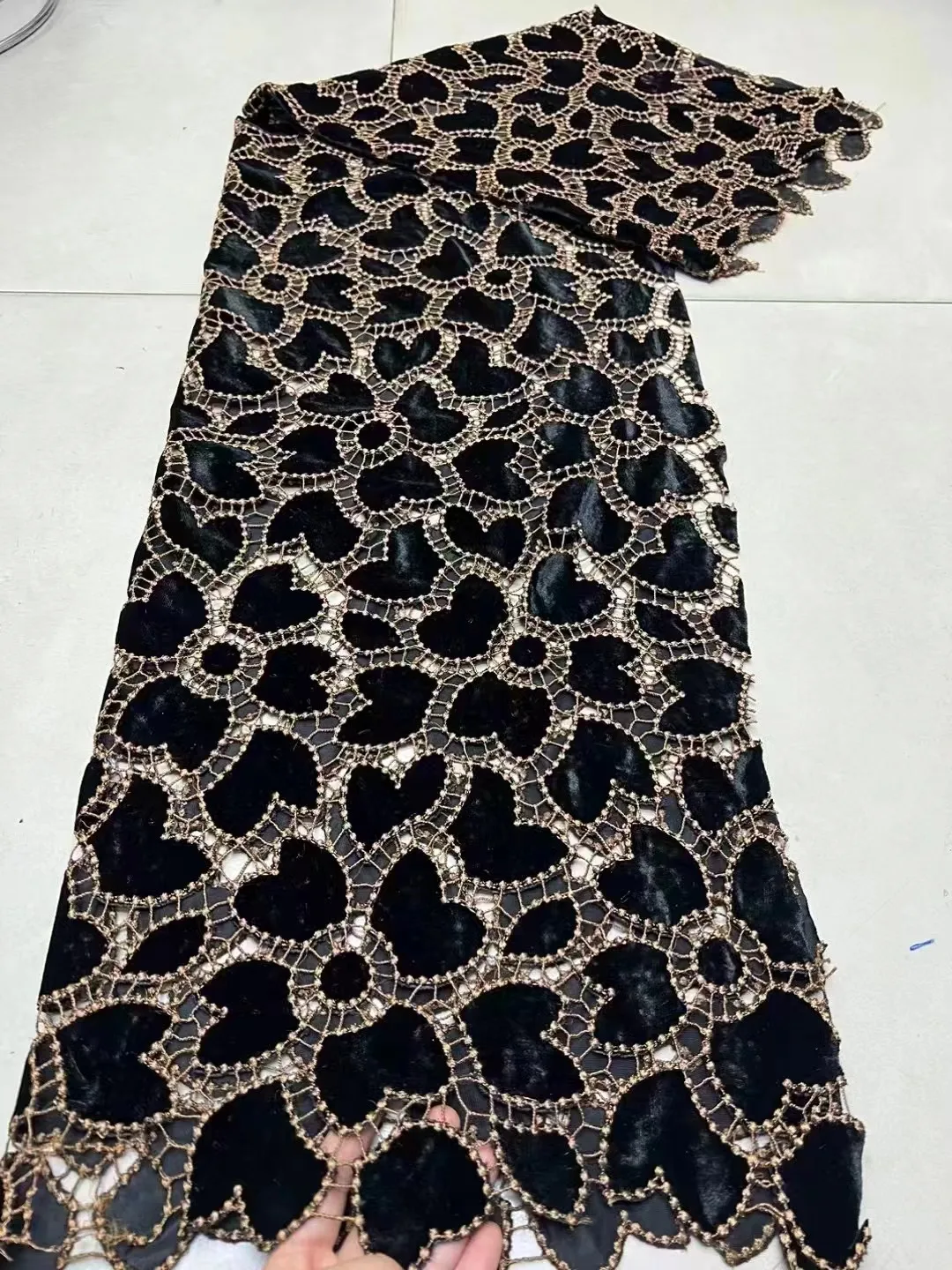 African Velvet Lace Fabric 2024 High Quality Nigeria Lace 5 Yards French Velvet Lace Fabric For Party Wedding Dress Sewing Cloth