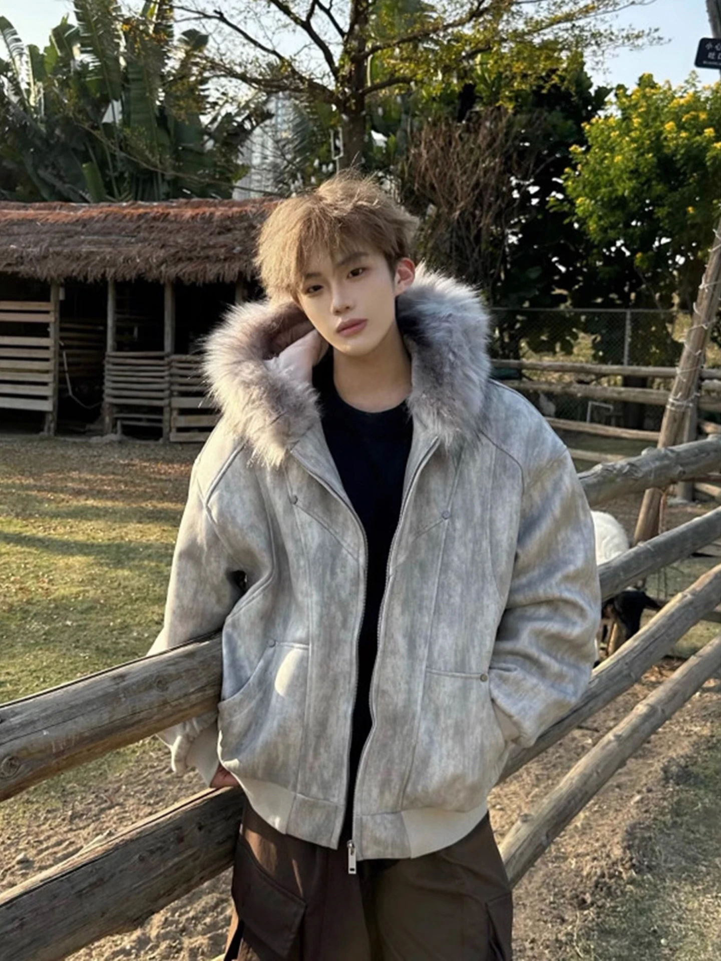 

Американская окрашенная хлопковая куртка для мужчин, зимний дизайн, теплая хлопковая одежда с меховым воротником для пары, верхняя одежда с капюшоном, свободная посадка, молодежный тренд