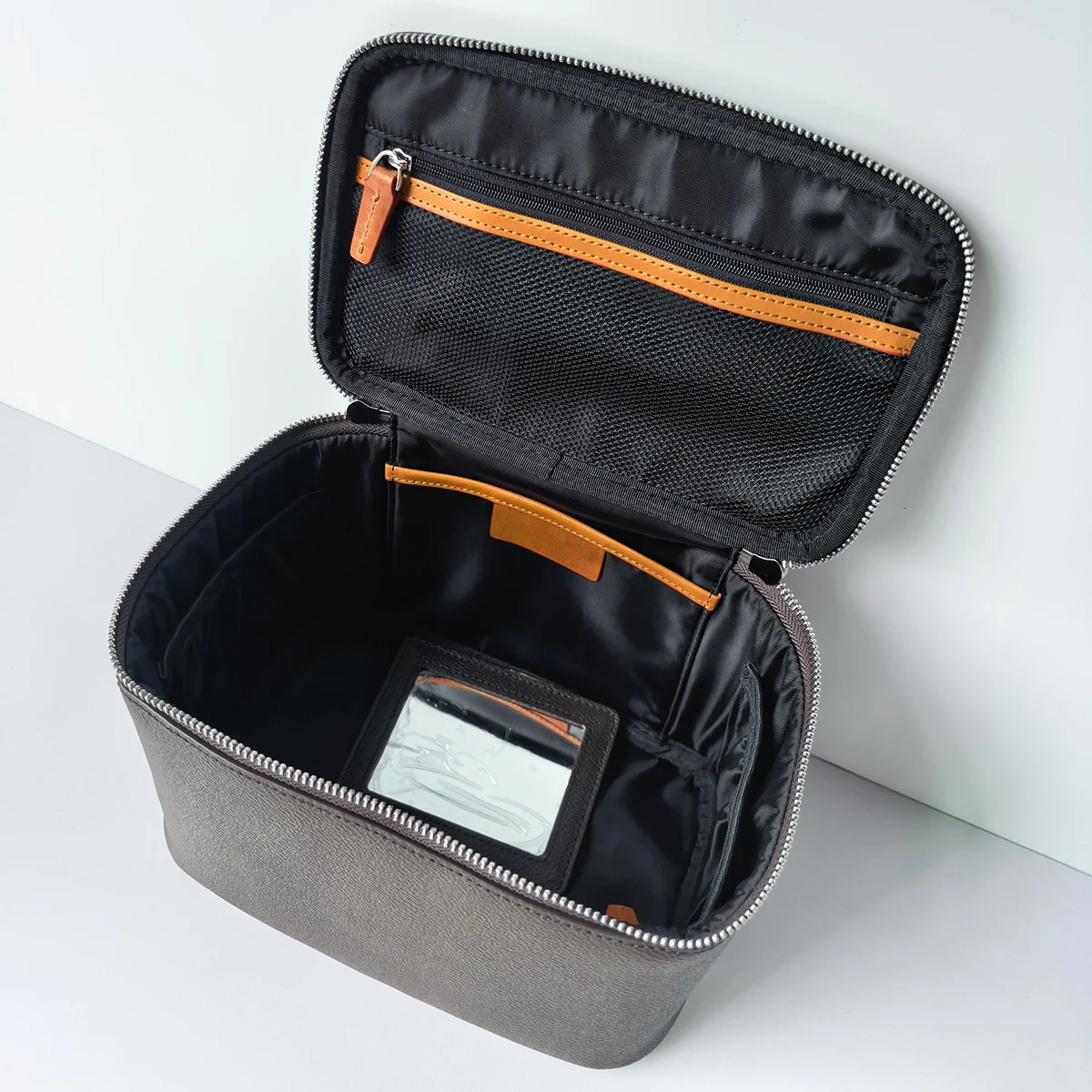 Neue Canvas-beschichtete Wasserdichte Kosmetiktasche mit Echtem Leder-Handschlaufe Unisex Hochwertige Aufbewahrungstasche – Detail 10