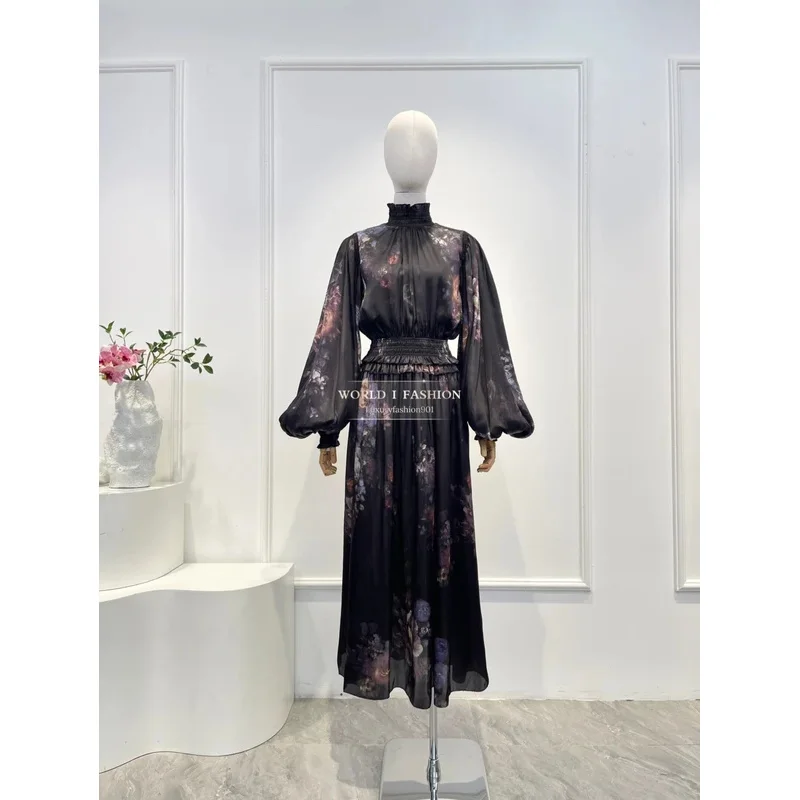 بلوزة بأكمام طويلة وطبعة زهور سوداء على الموضة الجديدة لعام 2026 ومجموعة تنورة ميدي #2