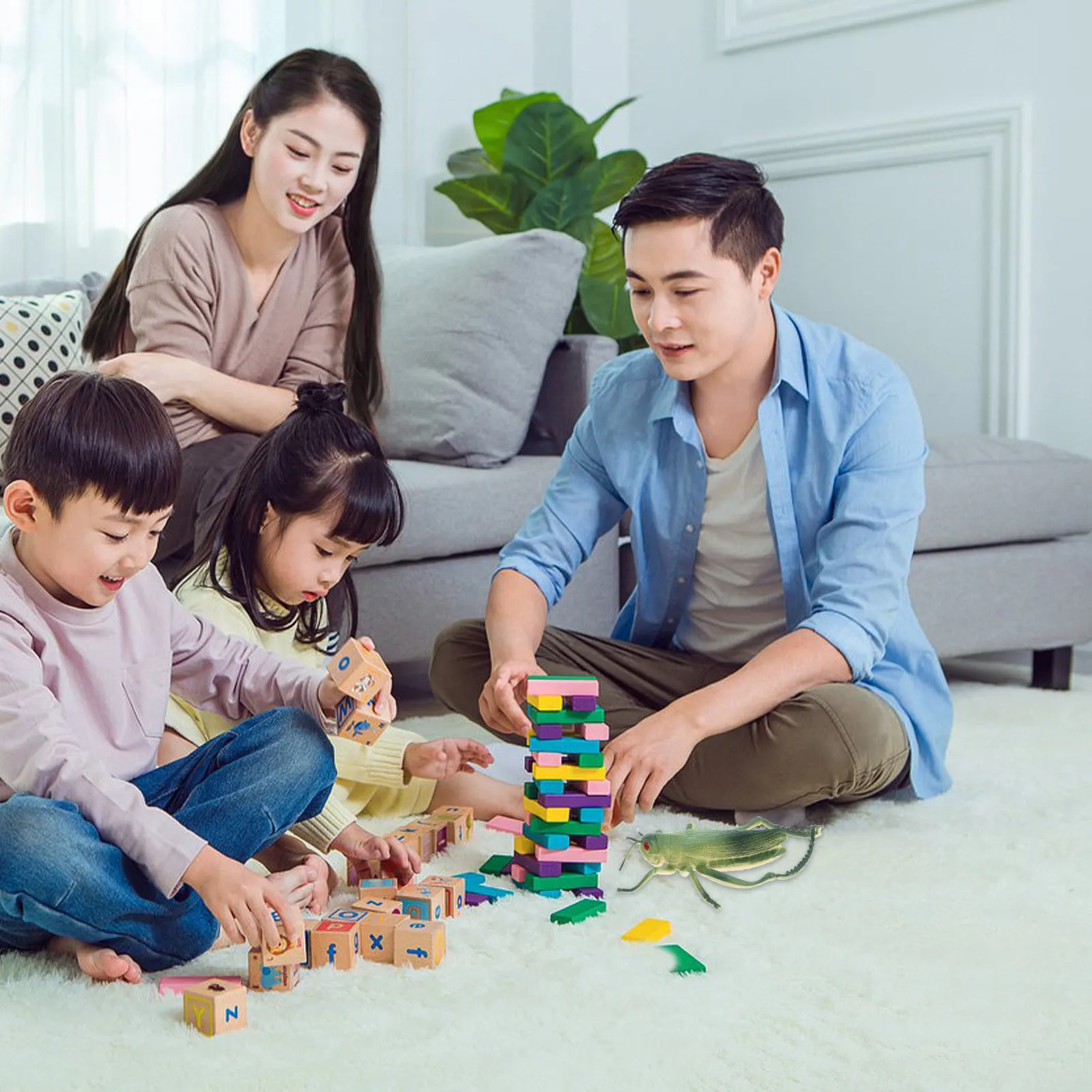 

Lifelike Plastic Grasshopper Decor for Backyard Garden Outdoor Playsets Insect Learning Activities Halloween Easter Party Insect