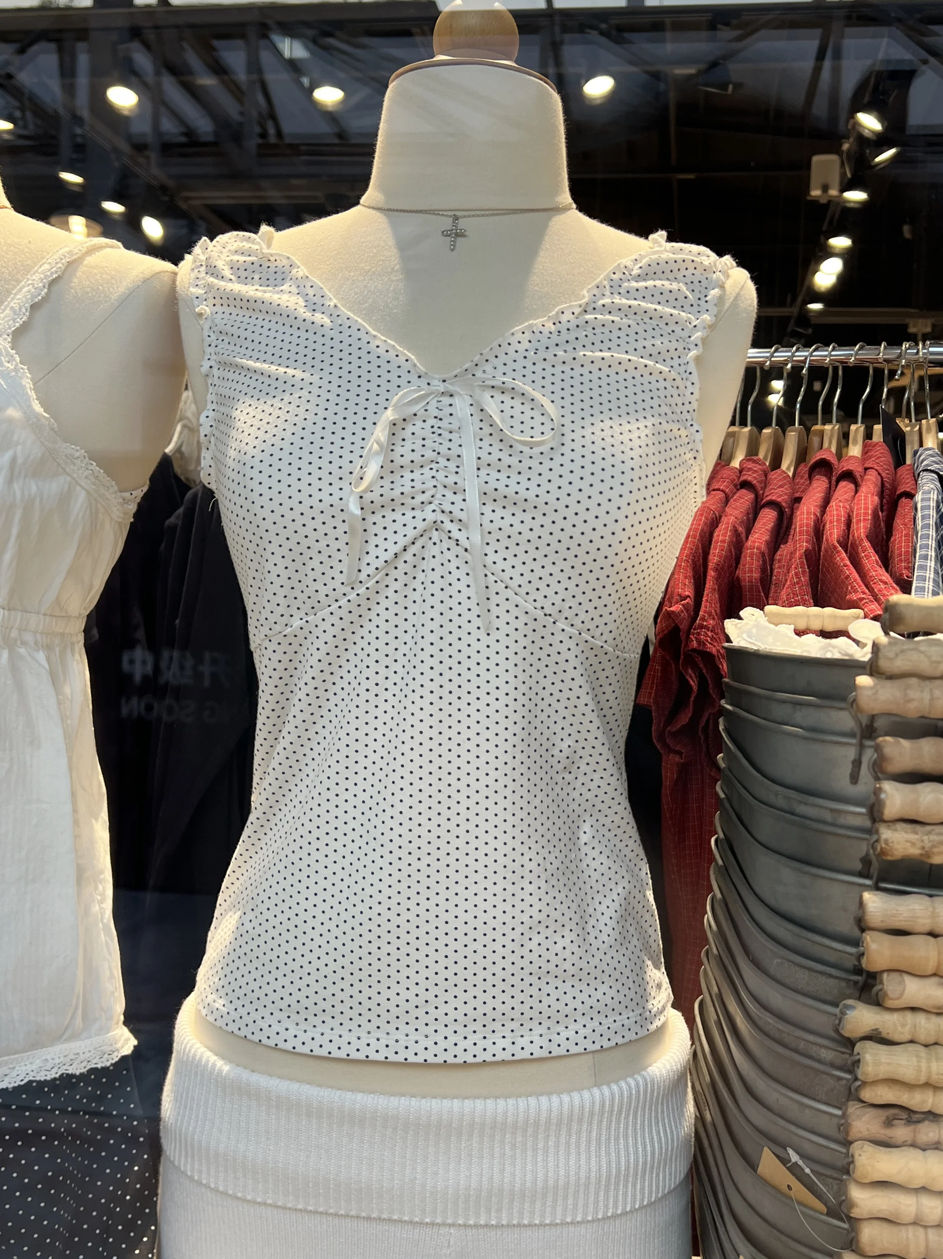 

Polka Dots White Slim Tank Top Women Summer New V Neck Lace-up Fungus Cropped Vest Sweet Casual Fashion Simple Crop Tops Camis