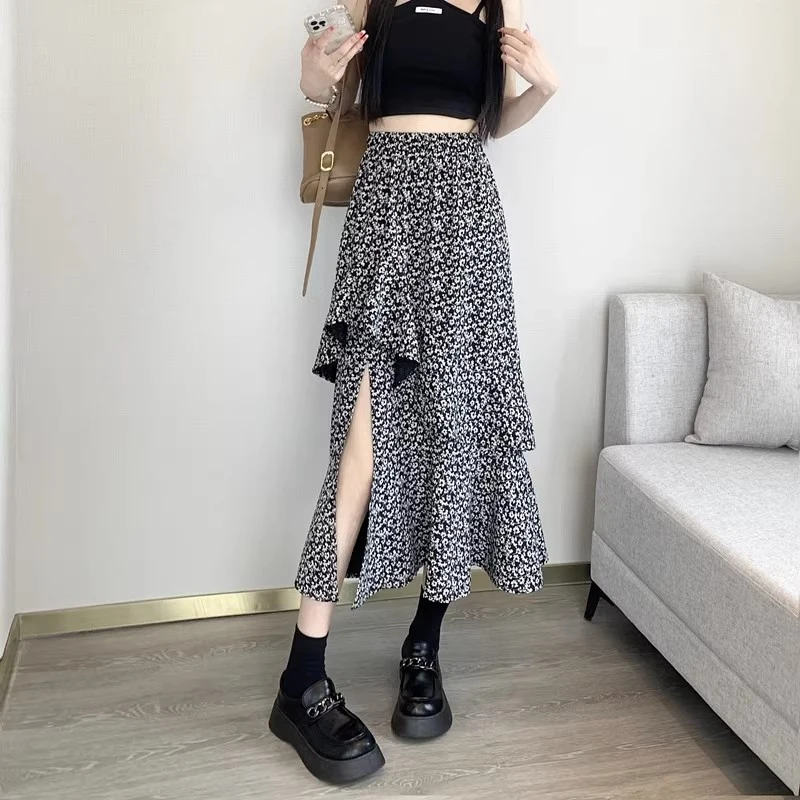 

Korean-style floral design, unique and asymmetrical women's summer high-waisted skirt with a draping effectaA-line skirt for pet