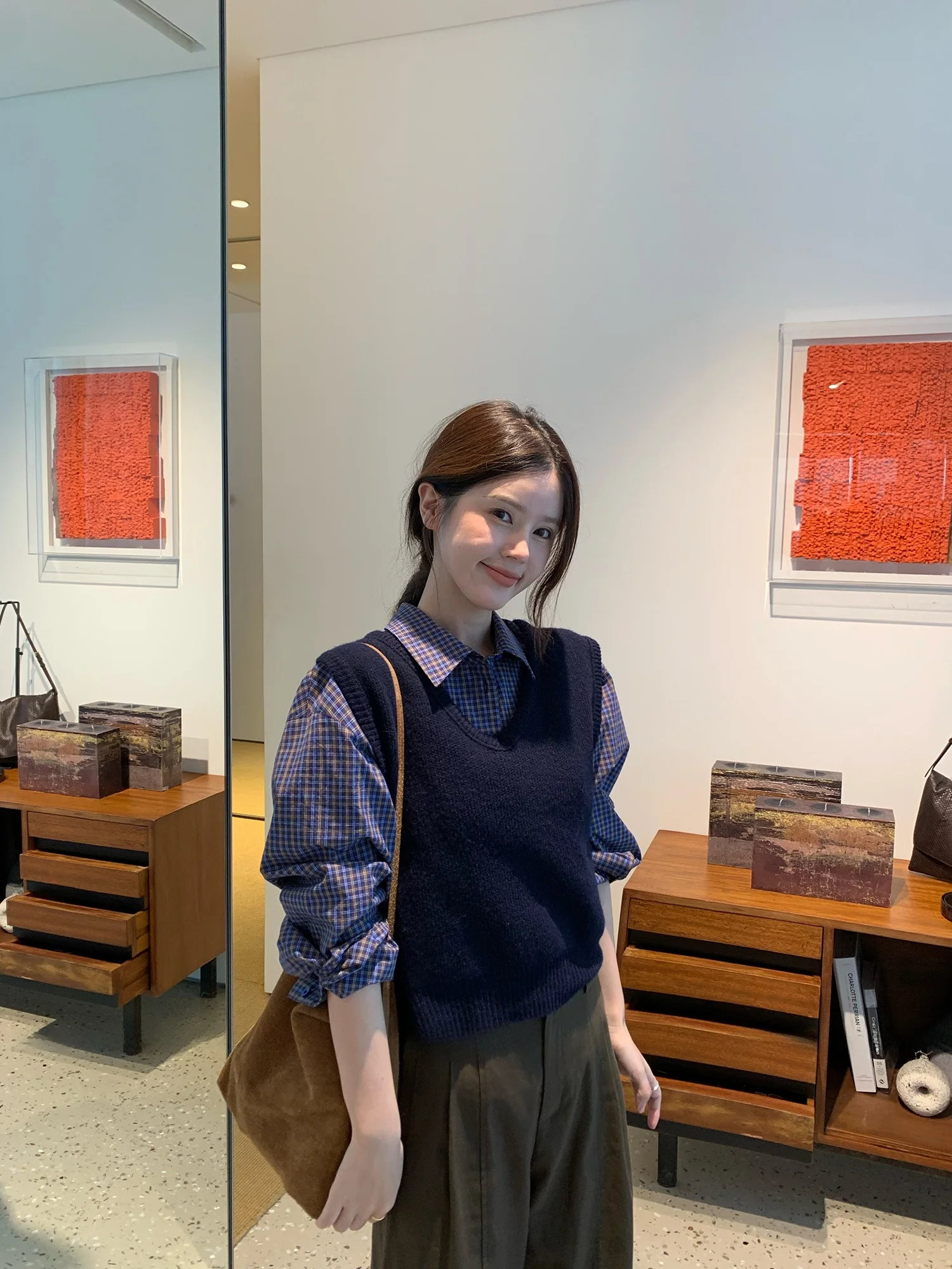 

Универсальный вязаный жилет с V-образным вырезом из шерстяной смеси для женщин: теплый, комфортный, стандартной длины