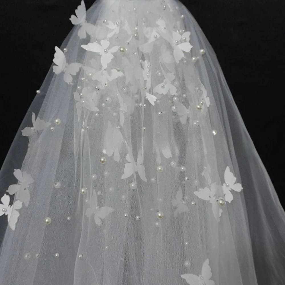 Wedding Shoulder Length Veil with Butterfly and Pearl Decoration Appliqued Two Layers Marriage Wedding Accessories Bride to Be