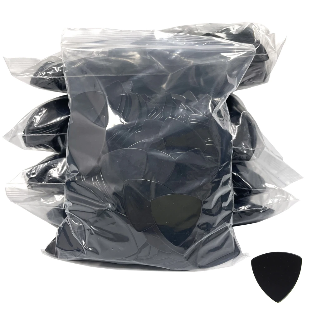 

Wholesale 500pcs/lot Solid Black 0.71mm Medium Celluloid Big Rounded Triangle Guitar Picks