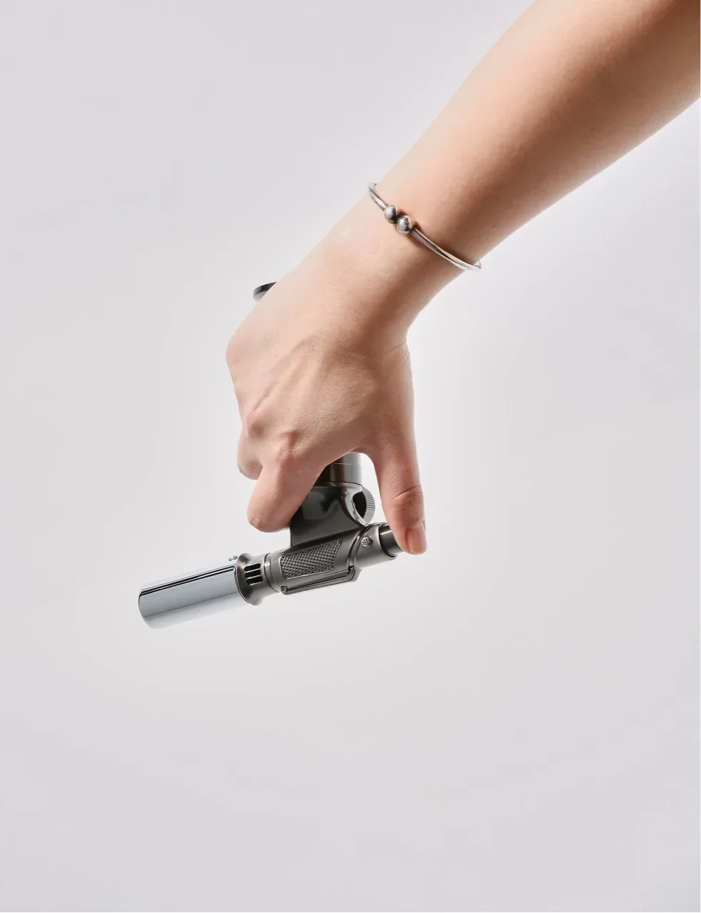 

Новая металлическая надувная зажигалка с сильной огневой мощи, уличная ветрозащитная высококачественная огнемет для прижигания сигар-мужской подарок