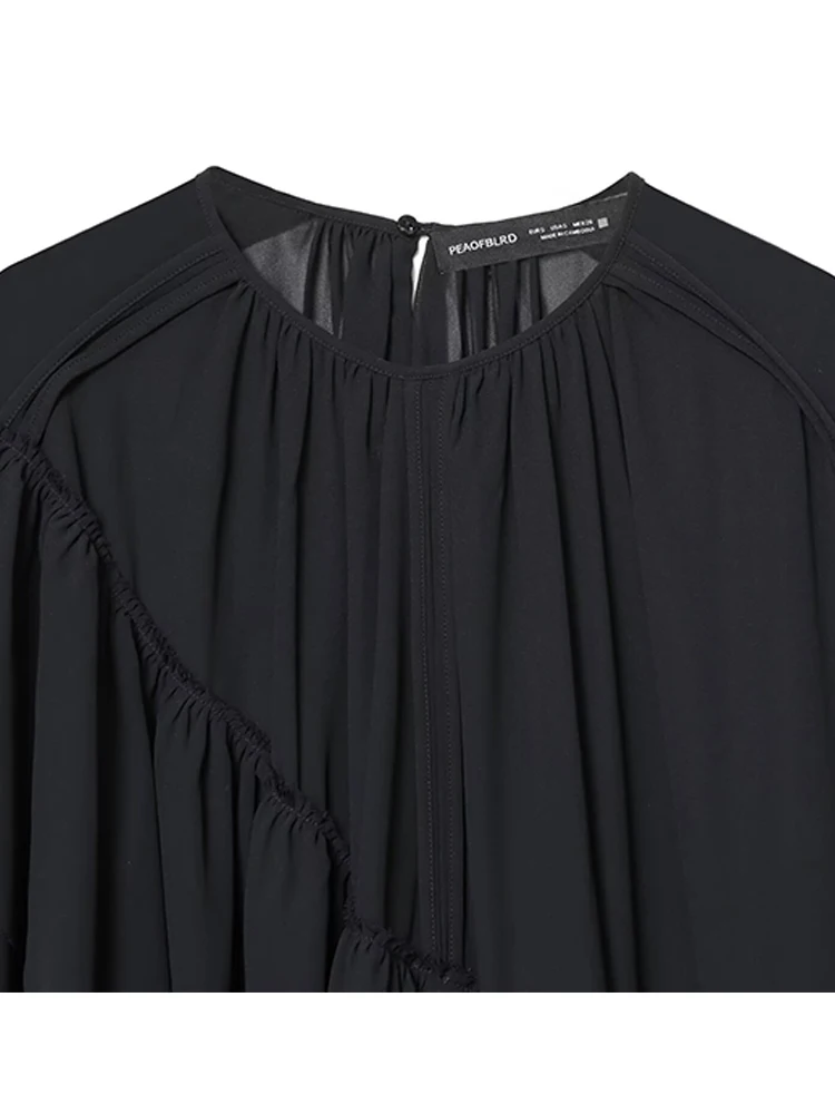 เสื้อผู้หญิงลำลอง 2025 เสื้อแฟชั่นผู้หญิงฤดูใบไม้ร่วง สีพื้น แขนยาว ชายเสื้อไม่สมมาตร ทรงระบาย  เสื้อผู้หญิงสไตล์ไฮสตรีททรงหลวม