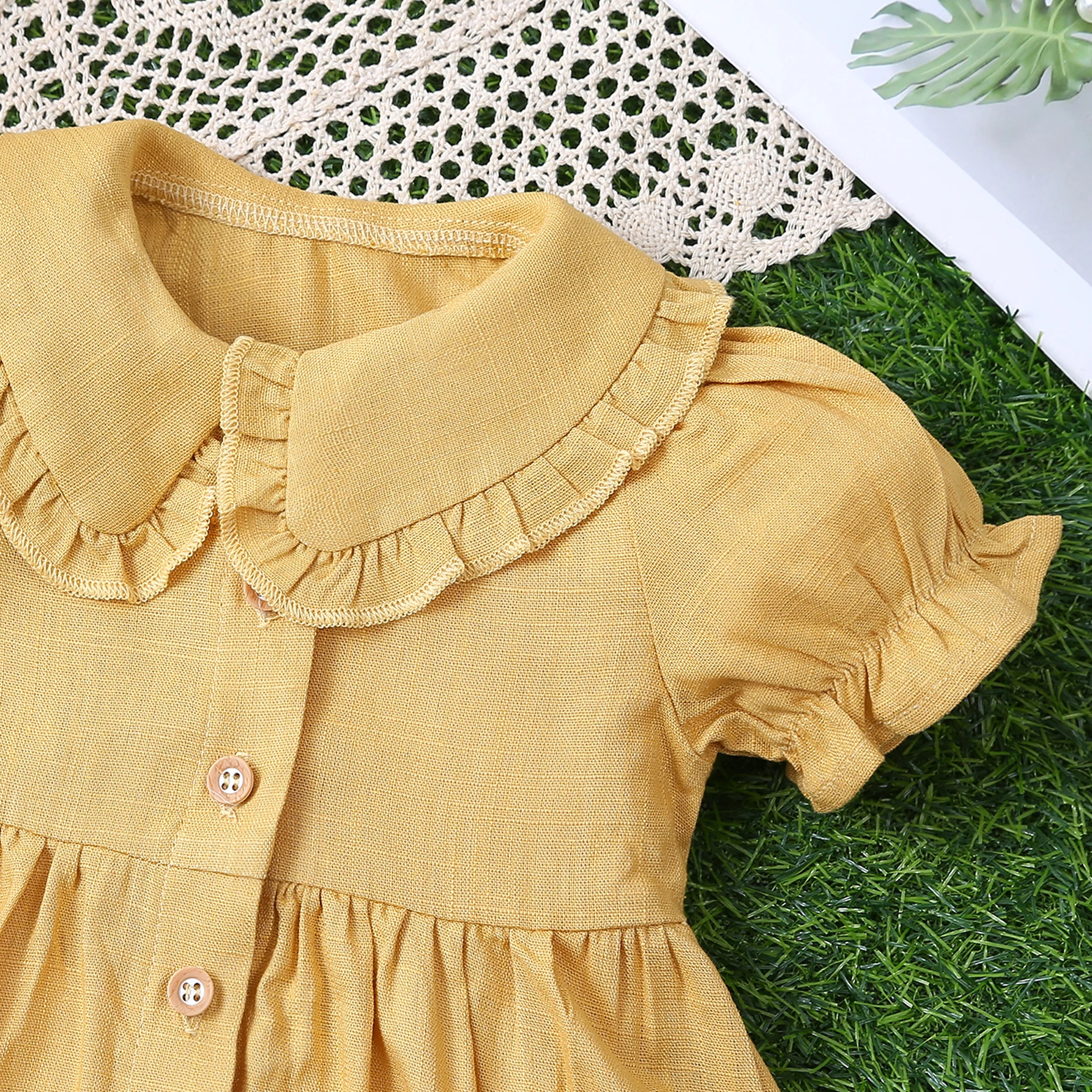 Summer baby girl\'s solid color lapel ruffled doll collar front button up dress Child Accessories