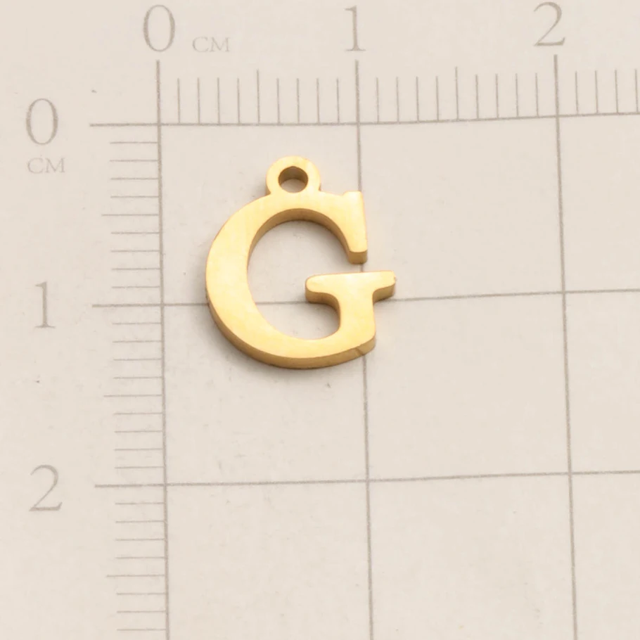 Echt vergoldeter Anhänger mit englischen Buchstaben, kleine A-Z Initialen-Charms für Schmuckherstellung, DIY-Namensanhänger aus Edelstahl, Geschenk. – Detail 9