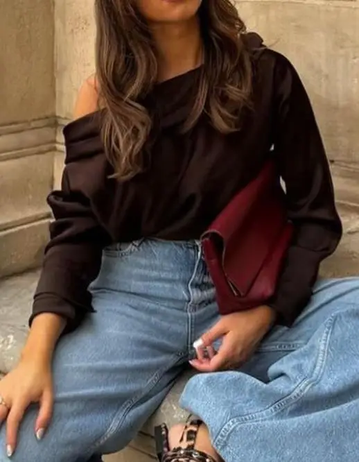 

Fashionable and simple solid color long sleeved T-shirt and shirt for women's clothing in autumn and winter 2025