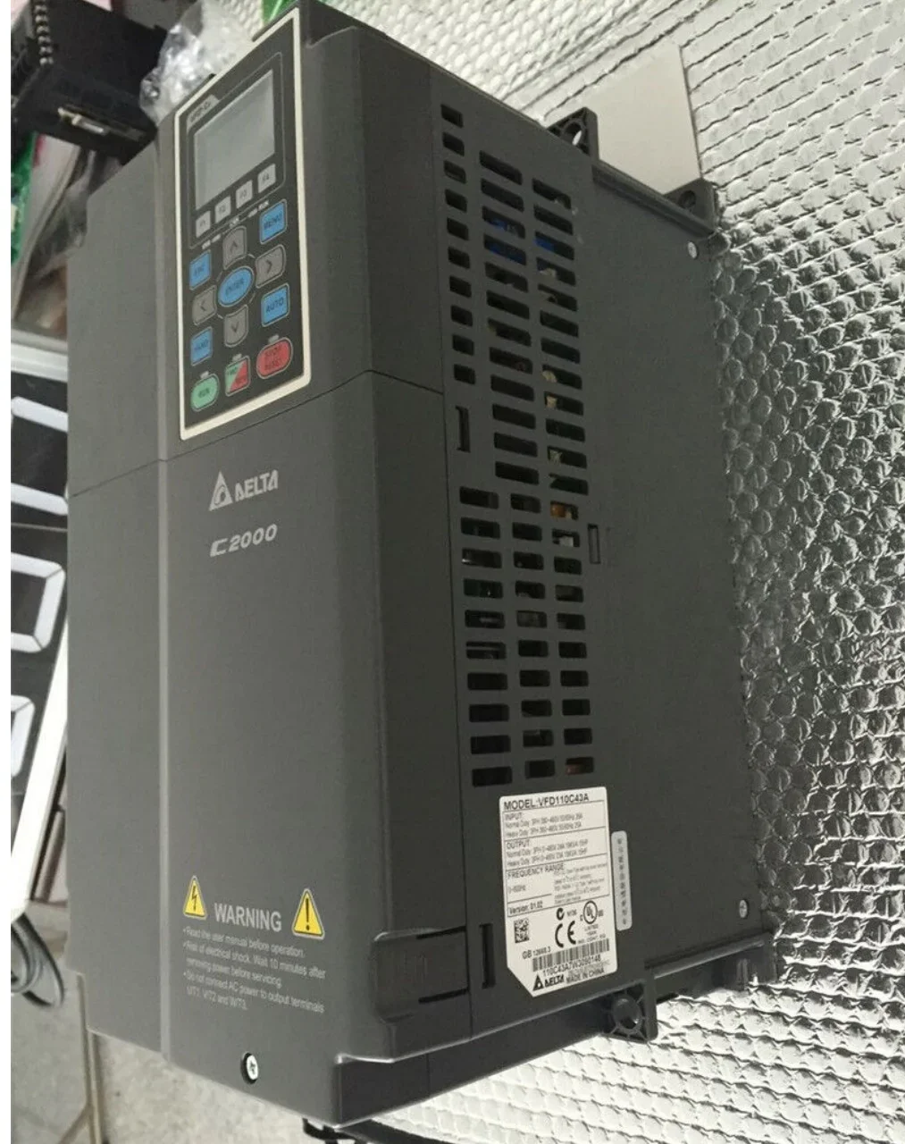 Nuevo VFD110C43A-21 VFD inversor 11kw 15HP VFD110C43A21