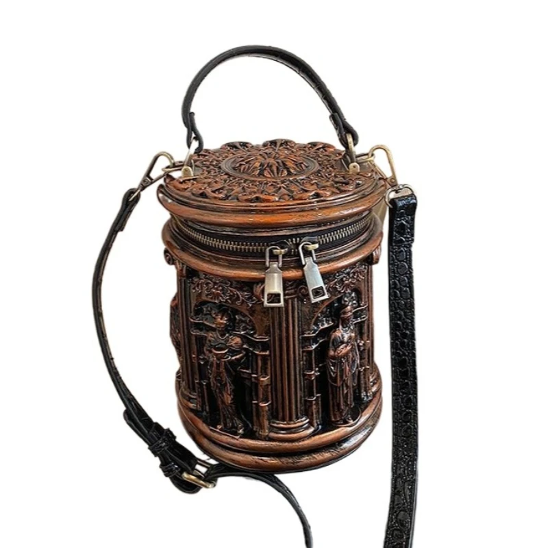 

Creative Personality Three-dimensional Relief New Niche Shoulder Bag Avant-garde Retro Messenger Handbag Temperament Commuting