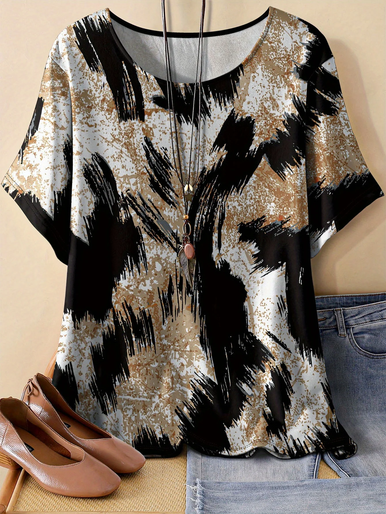 Women's Leopard Print T-Shirt Casual Short Sleeve Round Neck Top - Fashionable and Comfortable for Spring/Summer Women's Fashion