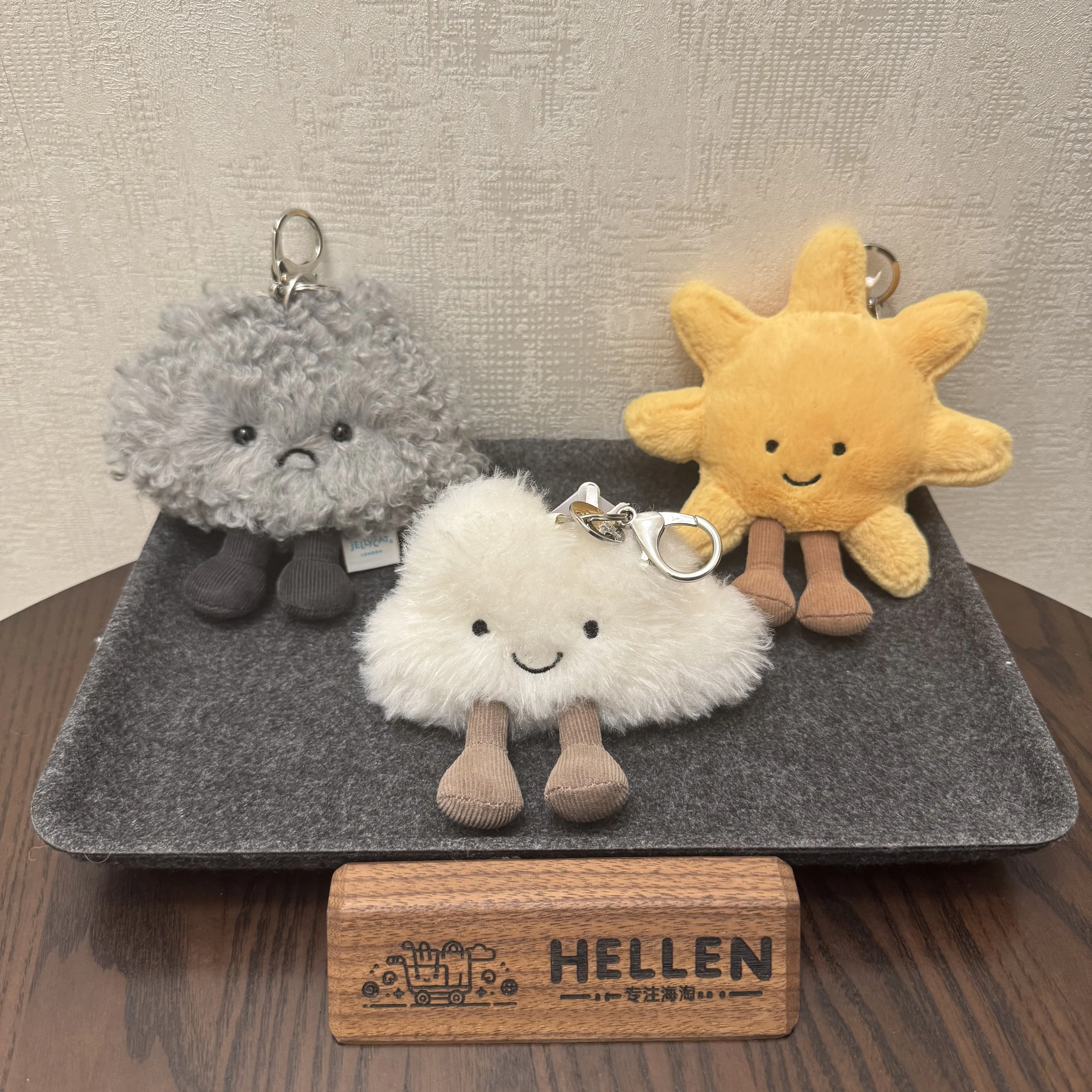 

【IN STOCK】JELLYCAT UK Fun Cute Sun Dark/White clouds Bag Pendant With Bag Jellycat Keychain Plush Doll Birthday Christmas Gift