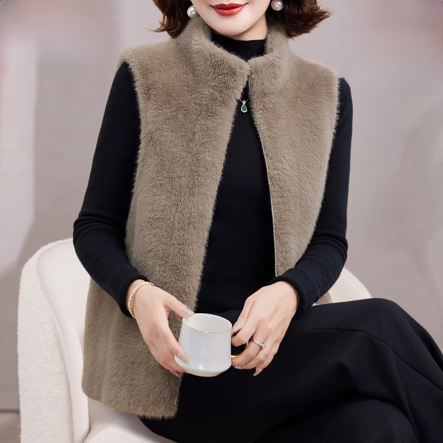 

Жилет Fazeya из искусственного меха норки для женщин на осень-зиму, для среднего и старшего возраста, с подплечниками, однотонный, универсальный, стильный