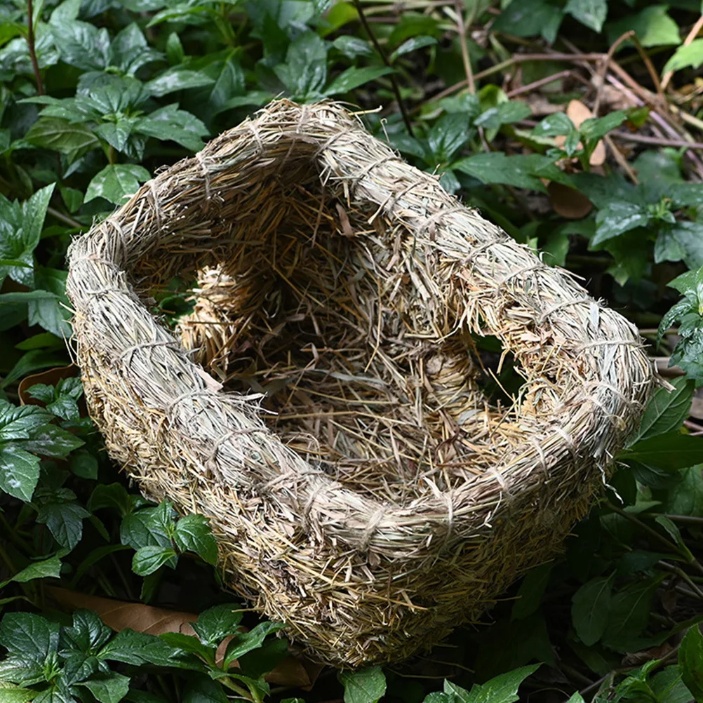 

1Pcs Double Entrance Pet House Hand-Made Straw Small Pet Sleeping Nest Cat Rabbit Holland Pig Compact Safe Resting Place