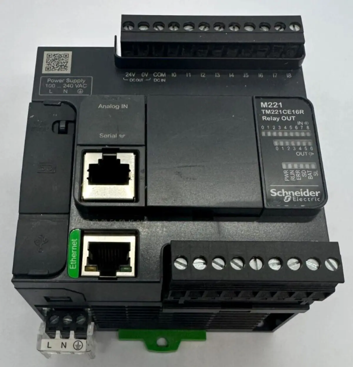 TM221CE16R logic controller, Modicon M221, 16 IO, 9 DI, 7 DO, relay, Ethernet