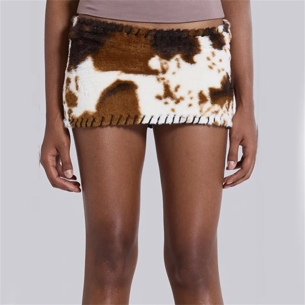 Traf 2025 mulher sexy saia curta polar velo apertado feminino leopardo impressão saia y2k nova alta qualidade versátil mini saia sutiã