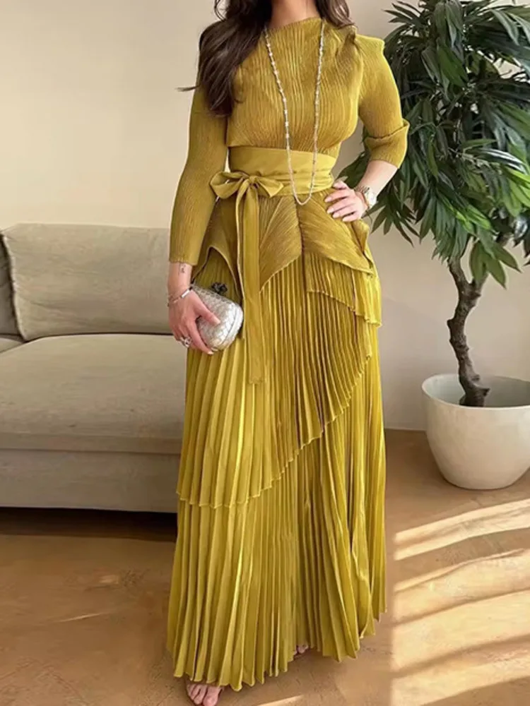 GVUW Pleated Fashion Party 2 Piece Set Women Round Neck Irregular Belt Gathered Waist Solid Color Long Skirts 2024 New 32C1114