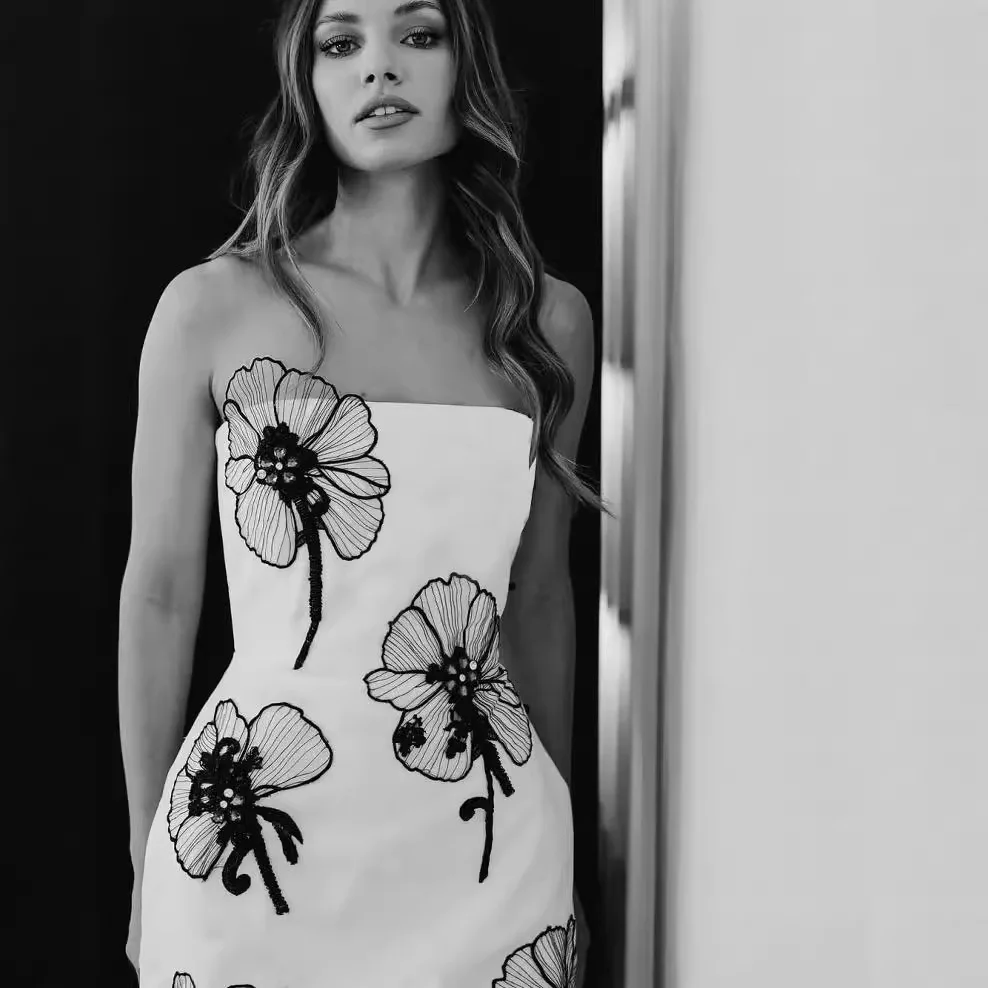 

Women's Dress Black And White Flower Dress Bandage Patch Flower Elegant Slim Fit Dress Elegant Evening Dress