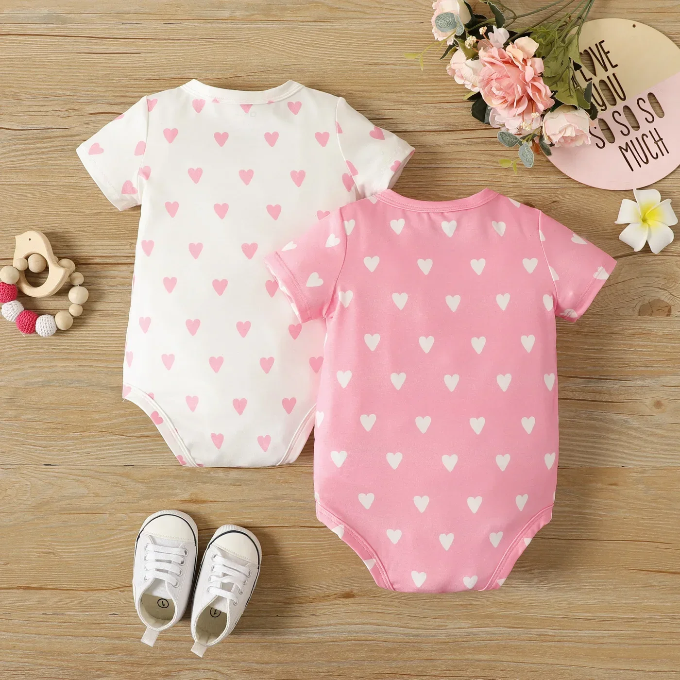 PatPat 2-Pack Naia Baby Girl Heart Print Short-sleeve Rompers Soft and Comfortable  Perfect for Outings and Daily Wear