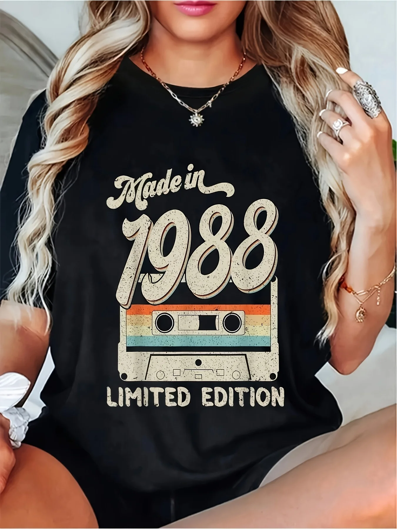 

[Retro Cassette Tape T-Shirt] Vintage 80s 90s Style Women's Retro Cassette Tape Graphic Colorful Tape Design Aesthetic Clothes