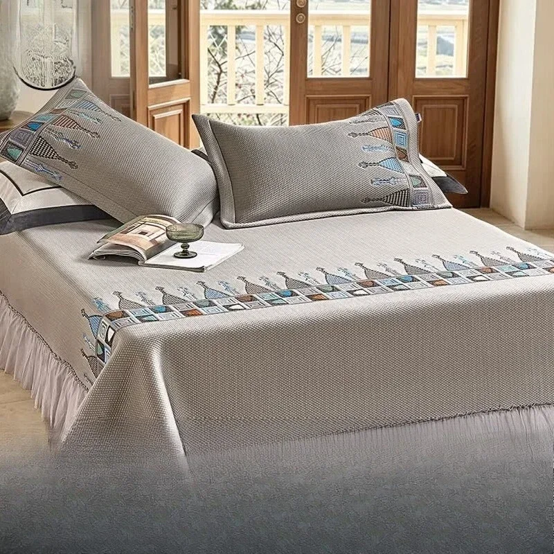 Ice Silk Mat Class A Antibacterial Machine Washed Foldable Home Textile Sheet Three-piece Set