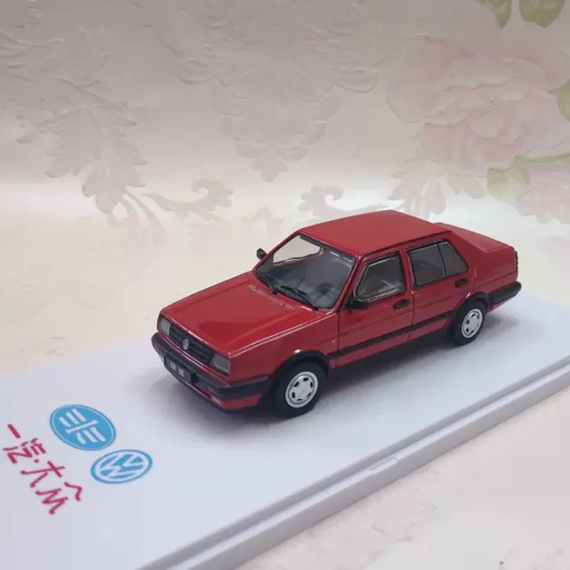 1:43 Jetta Classic Car Simulation Alloy Car Model Diecast Toy Collectible Souvenir Decoration Gift Toys Cars