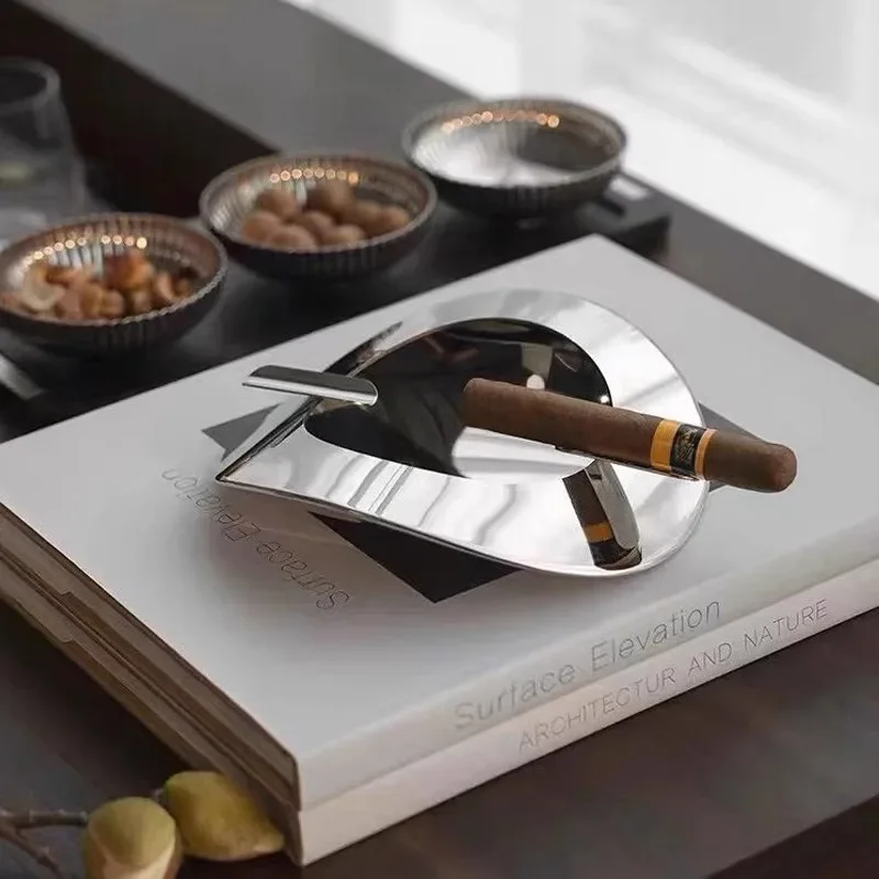 Modern Italian minimalist stainless steel cigar ashtray ornament room study desktop home
